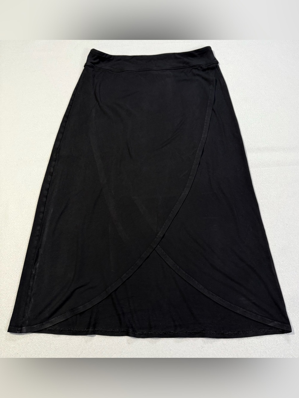 Athleta Women’s Faux Wrap Style Tulip Hem Maxi Skirt, Black, Size Medium